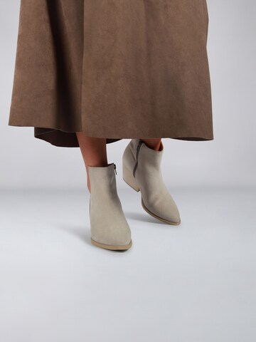 BLACKSTONE Boots 'ABBY'‌‌ in Weiß