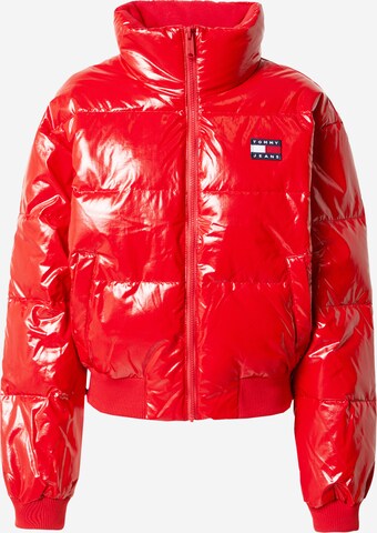 Tommy Jeans Winterjas in Rood: voorkant