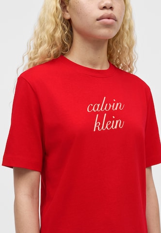 Calvin Klein Jeans Тениска в червено: отпред