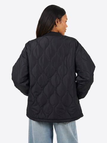 BRAVE SOUL Tussenjas in Zwart