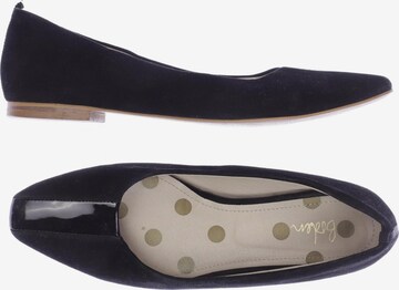 Boden Flats & Loafers in 38 in Black: front