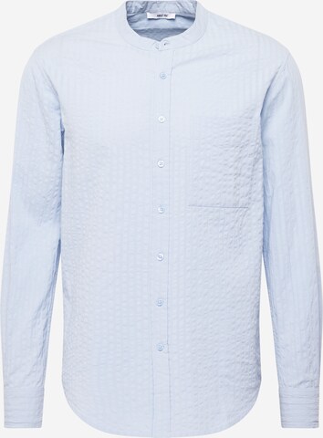 ABOUT YOU Slim fit Button Up Shirt 'Benno' in Blue: front