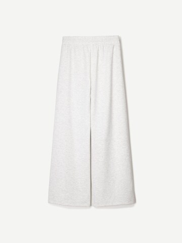 Wide leg Pantaloni di Bershka in grigio