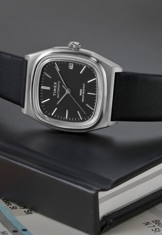 Montre à affichage analogique 'Timex Automatic 1983 E Line' TIMEX en noir