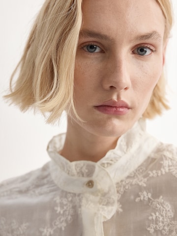 Chemisier 'FILCAYA' MANGO en beige