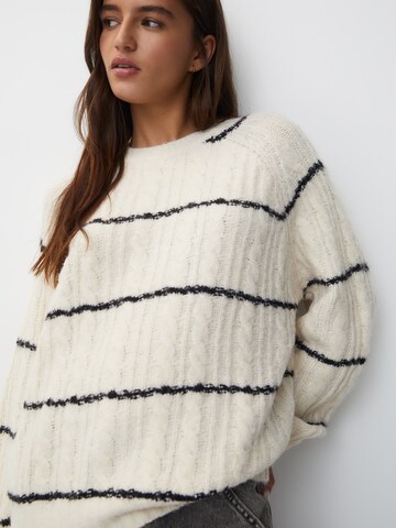 Pull&Bear Pullover in Beige