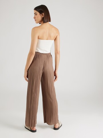 VILA Loose fit Pants in Brown