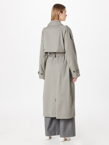 WEEKDAY Демисезонное пальто 'Zenni' в Серый