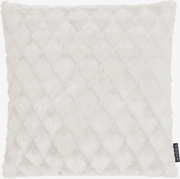 MAGMA Pillow 'Fluffy Hearts' in White: front