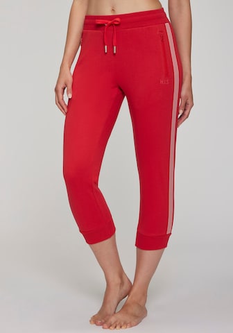 H.I.S Slim fit Pants in Red: front