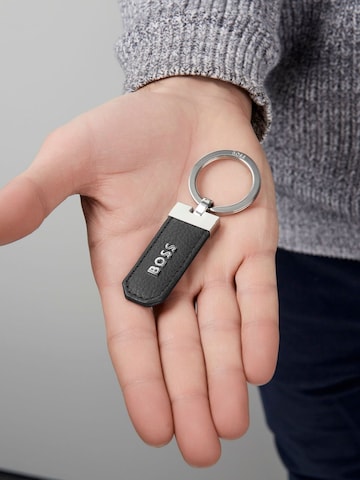 BOSS Key Ring 'Key ring Classic Grained' in Silver