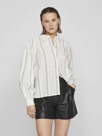 VILA ROUGE Blouse in White: front