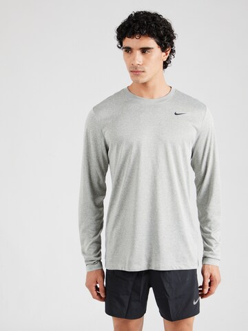 NIKE - Camiseta funcional en gris: frente