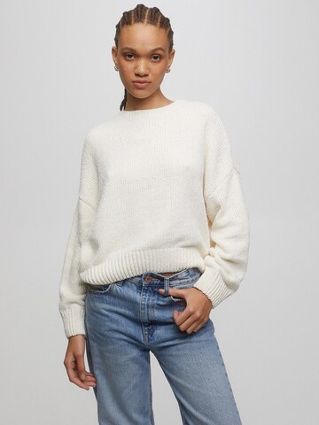 Pull-over Pull&Bear en beige : devant