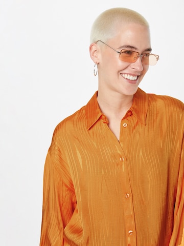 Monki Blouse in Orange