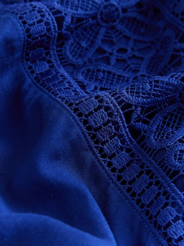 Next - Albornoz corto en azul