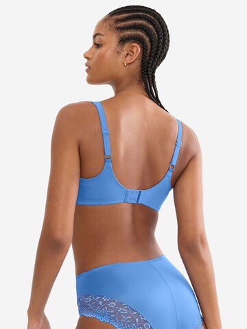 TRIUMPH Minimiser Bra ' Red Label Ladyform Soft ' in Blue