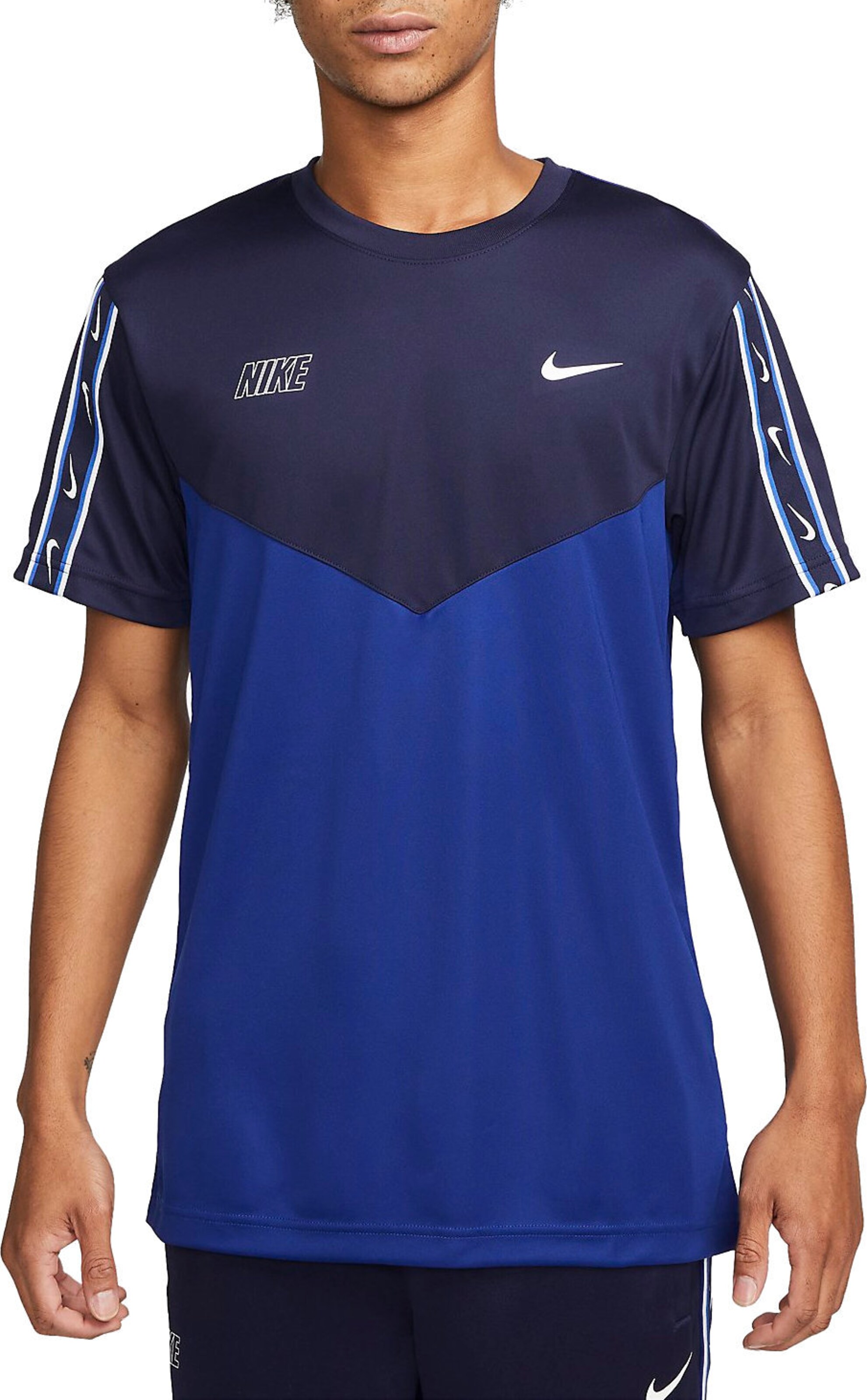 NIKE Functioneel shirt 'NSW Repeat' in Blauw: voorkant