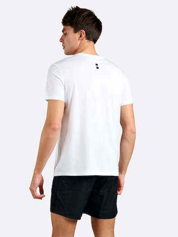 T-Shirt fonctionnel 'Bamboo Tee - Light Blue' nordicdots en blanc