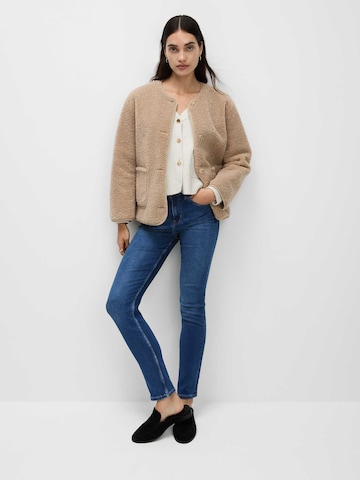 Coupe slim Jean Marks & Spencer en bleu : devant