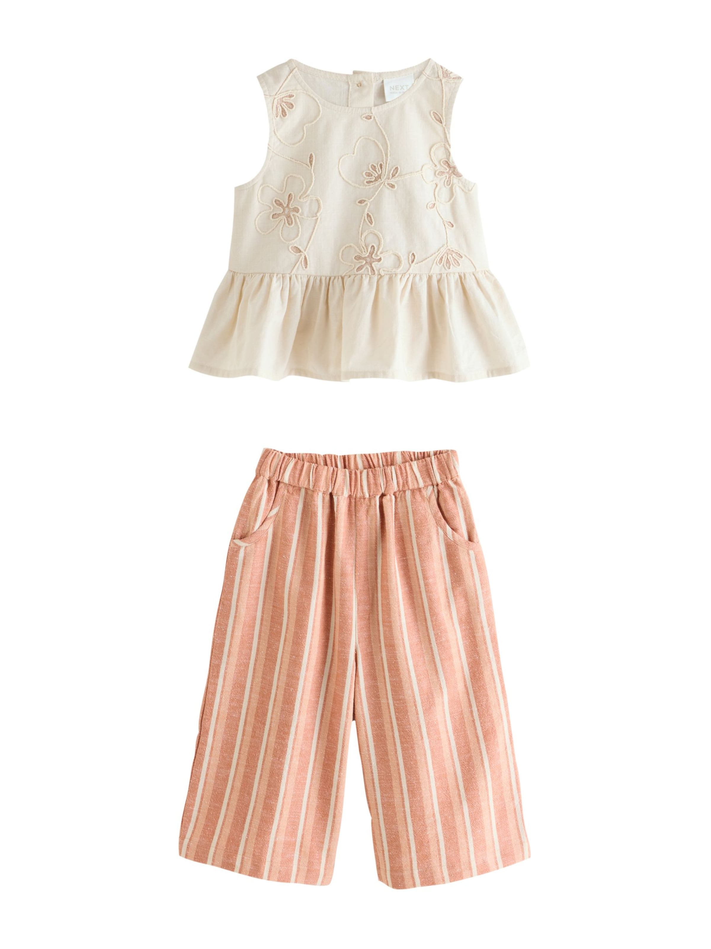 Next Set in Beige: voorkant