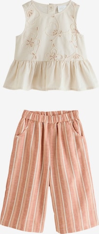 Next Setti värissä beige: etupuoli