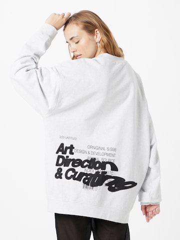 TOPSHOP Sweatshirt i grå