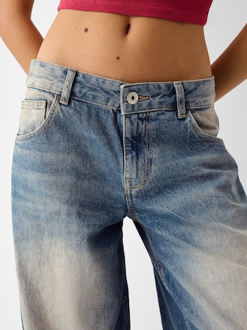 Wide leg Jeans de la Bershka pe albastru