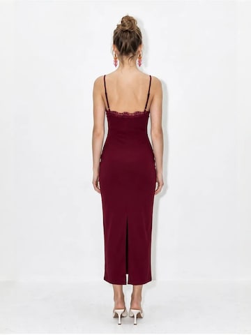 Robe Bianco Lucci en rouge