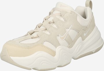 Nike Sportswear - Sapatilhas baixas 'TECH HERA' em cinzento: frente