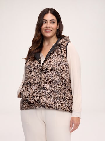 Fiorella Rubino Winter jacket in Beige