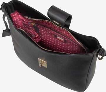 Picard Schultertasche 'Wellington' in Schwarz