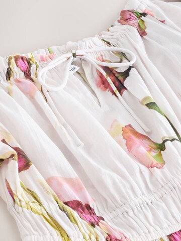 Salopeta de la Next pe alb