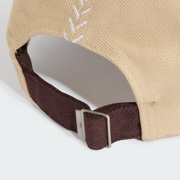 ADIDAS ORIGINALS Cap in Beige