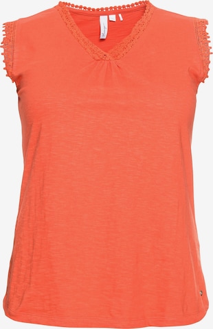 SHEEGO - Top en naranja: frente