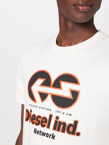 DIESEL قميص 'Just' بلون أبيض