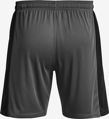 UNDER ARMOURregular Sportske hlače 'Challenger' - siva boja
