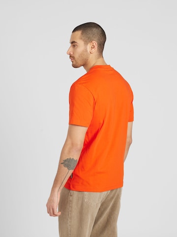NAPAPIJRI Μπλουζάκι 'S-IAATO' σε πορτοκαλί