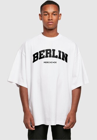 Merchcode Футболка 'Berlin Wording' в Белый: спереди