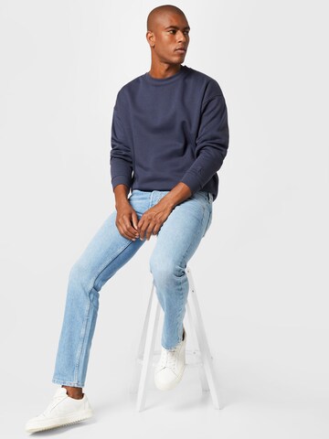 Redefined Rebel Sweatshirt 'Frankie' in Blau