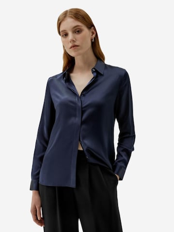 Lilysilk - Blusa en azul: frente