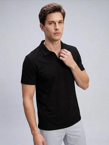 Tommy Life Koszulka 'T-Shirts' w kolorze czarny