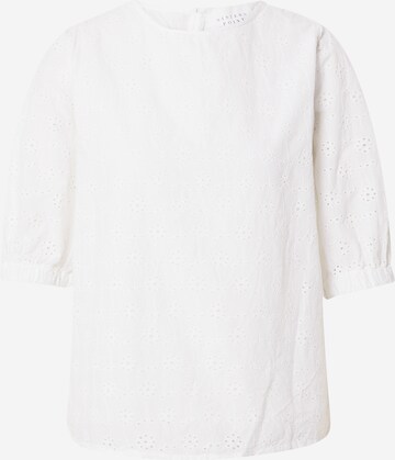 SISTERS POINT - Blusa 'UBBY' em branco: frente