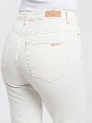 Cross Jeans Regular Jeans ' P 516 ' in Weiß