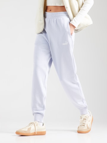 PUMA Zwężany krój Spodnie sportowe 'ESS No. 1' w kolorze niebieski: przód