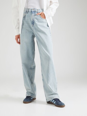 Loosefit Jean TOPSHOP en bleu : devant