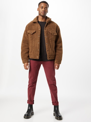LEVI'S ® Between-Season Jacket 'Vintage Fit Sherpa Trucker' in Brown