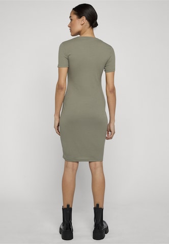 Urban Classics - Vestido em verde