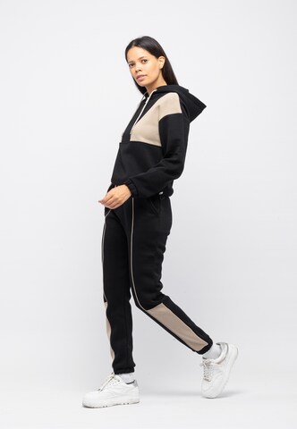 Tom Barron Tracksuit in Black