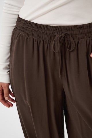 Kaffe Barrel Trousers 'KAAlberta' in Brown